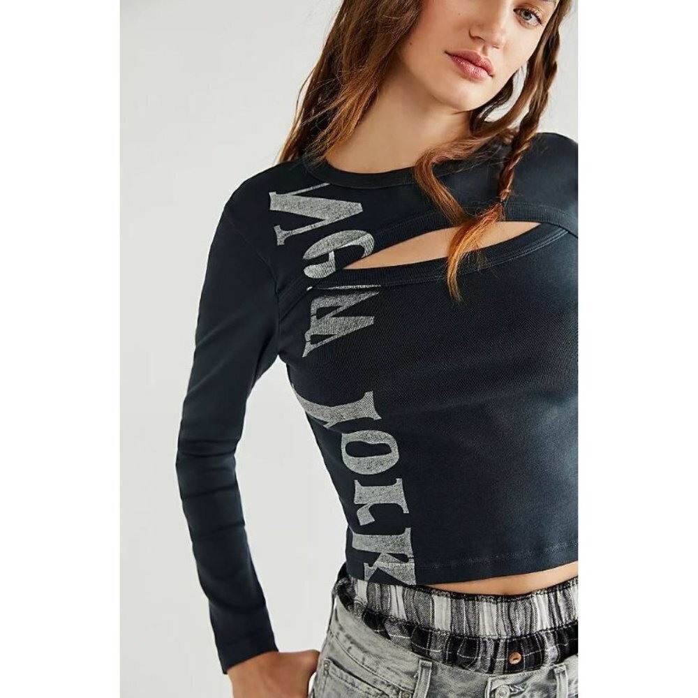 Daydreamer X Free People New York Peak-a-Boo Shrunken Long Sleeve Tee Size M NEW